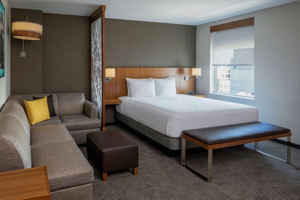 Hyatt Place Long Island City/New York City photo 21