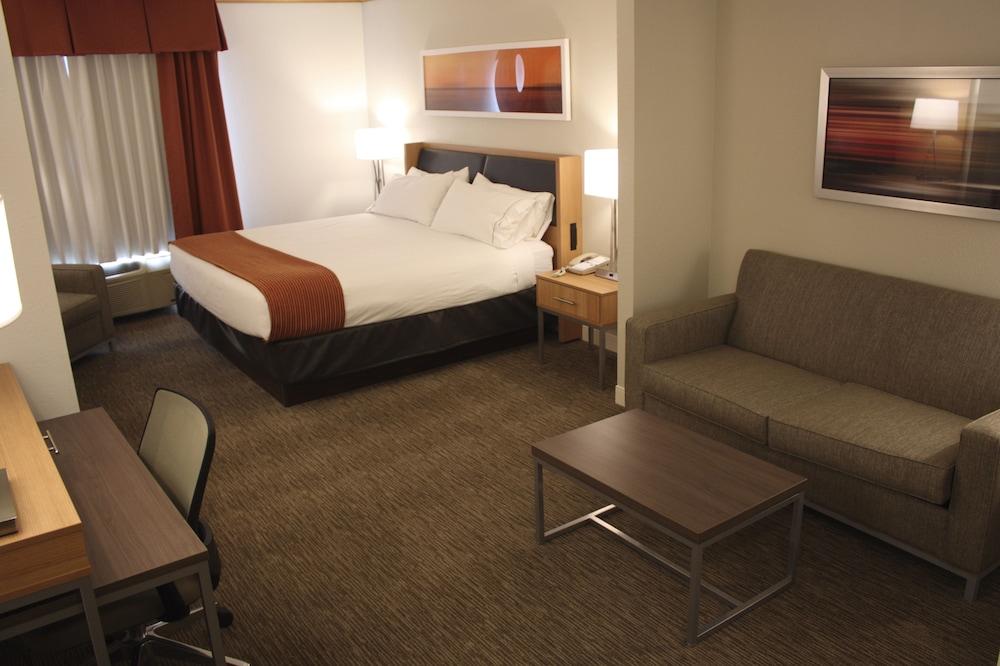 Holiday Inn Express Munising-Lakeview by IHG photo 4