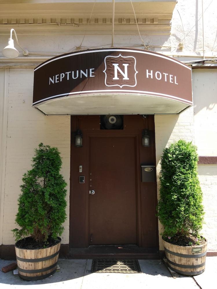 Neptune Hotel photo 1
