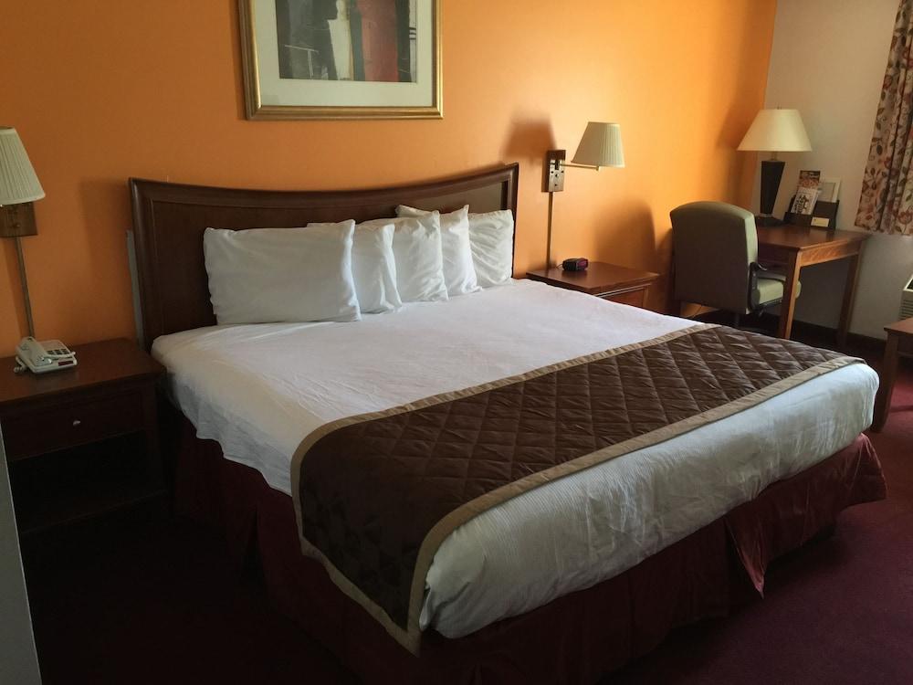 Laketree Inn And Suites Marion photo 4