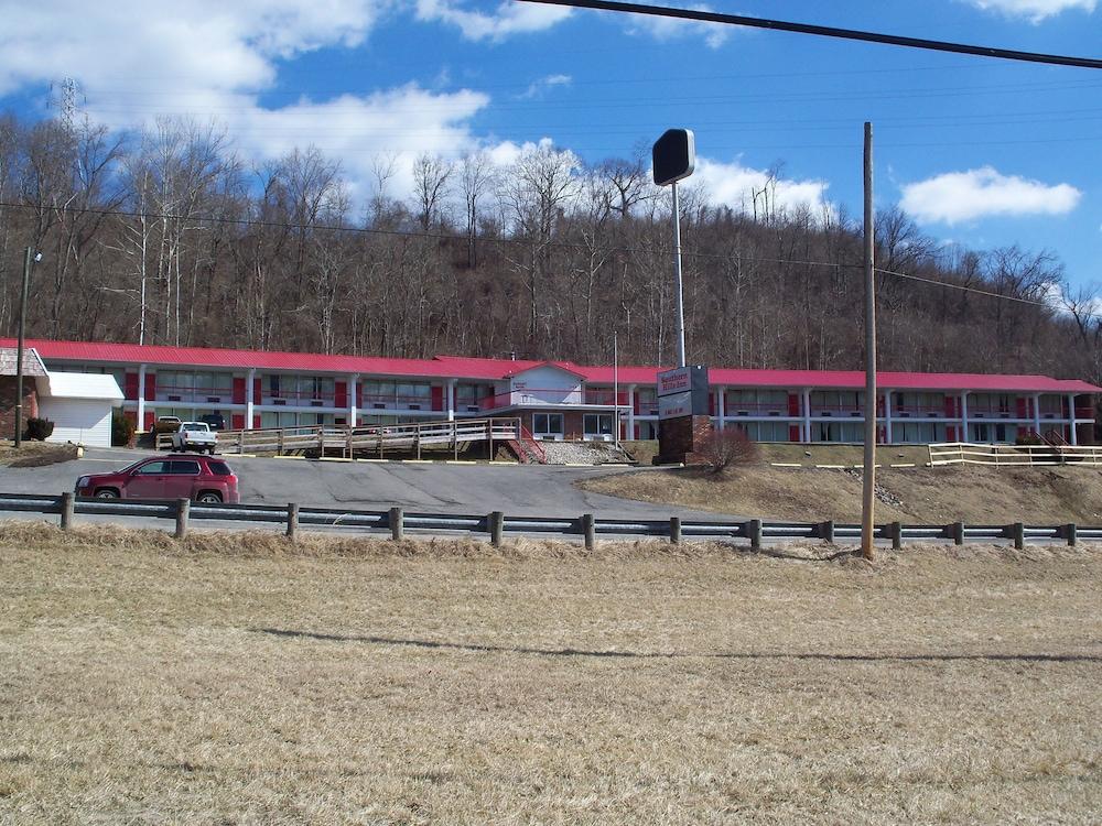 Rodeway Inn South Point photo 37