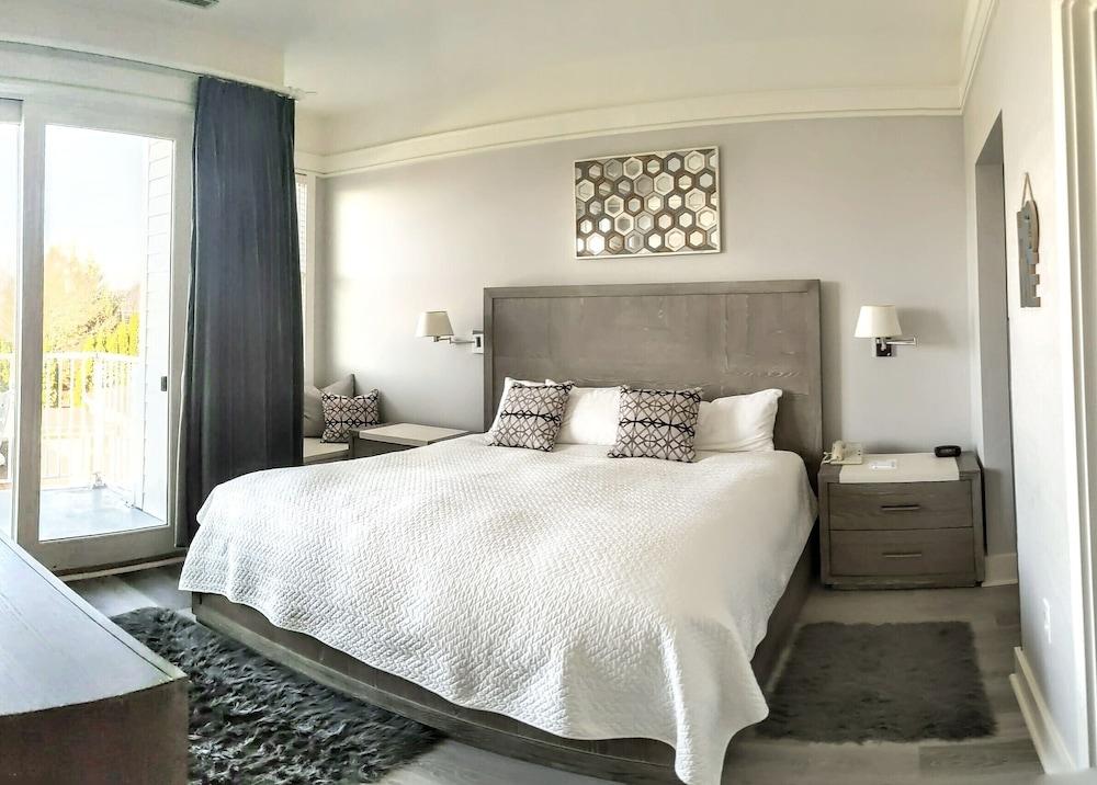 Village Suites Bay Harbor photo 58