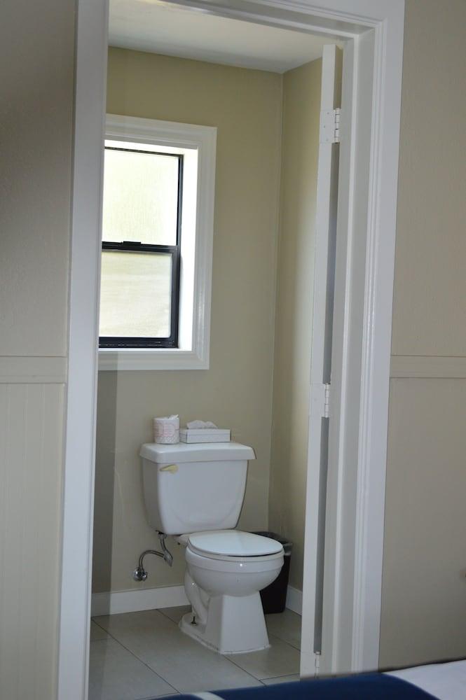 Studio 9 Fort Bragg, LLC. photo 55