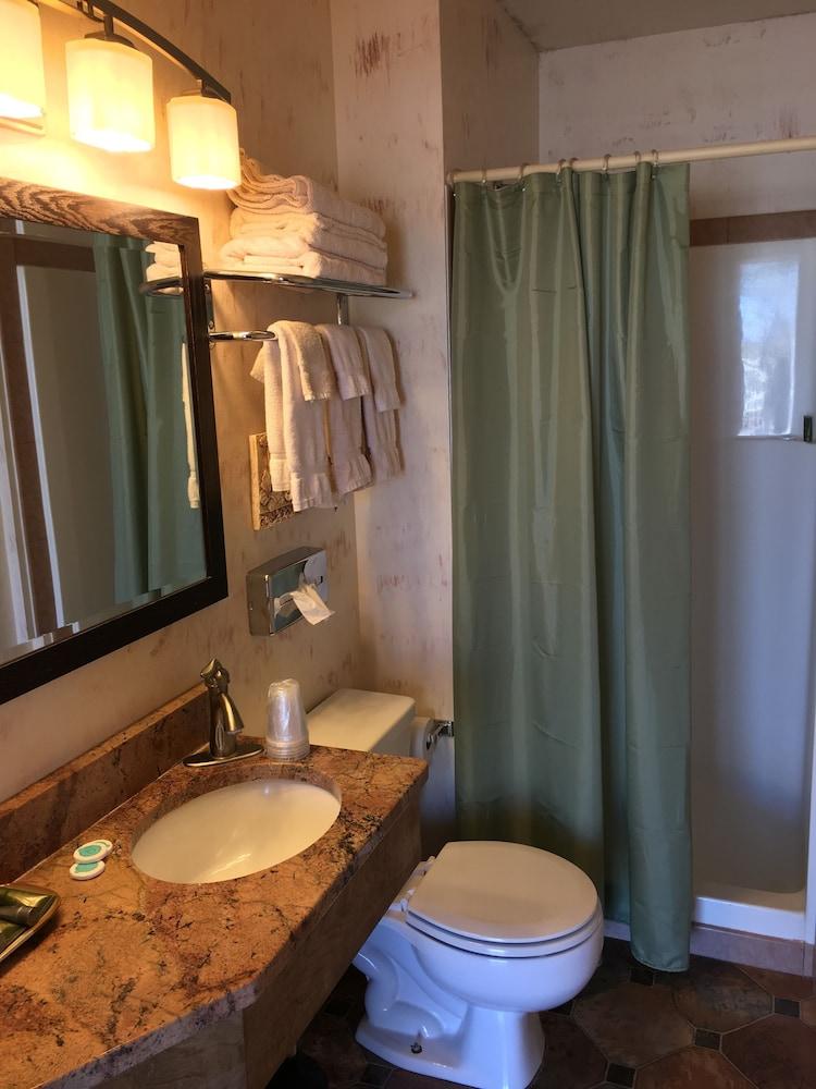 The Riverside Ranch RV Park, Motel & Campground photo 38