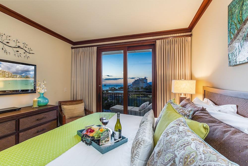 Hale Leilani Ko Olina Beachfront w/ Views! photo 10