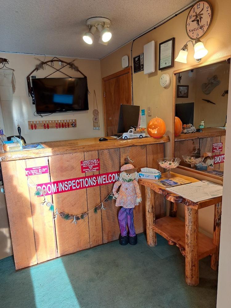 The Woodsman Country Lodge photo 1