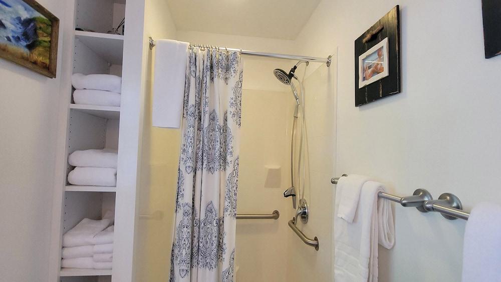 The Historic Requa Inn photo 66