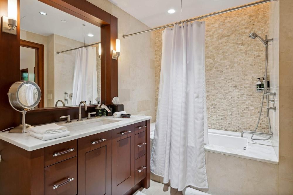 Solaris Residences photo 90