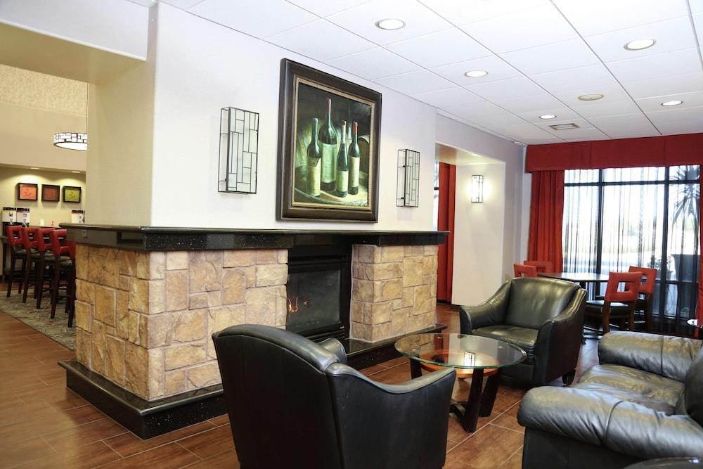 Hampton Inn & Suites Temecula photo 59