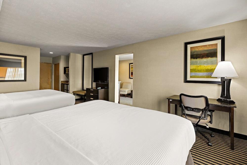 Sonesta Essential Indianapolis Airport photo 8