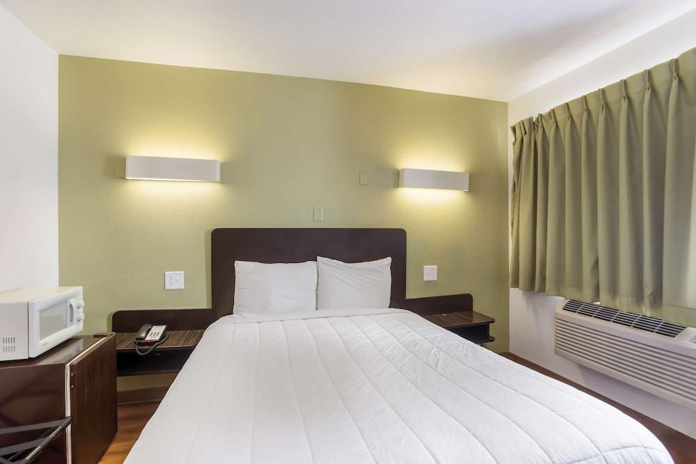 Americas Best Value Inn Bowling Green photo 22