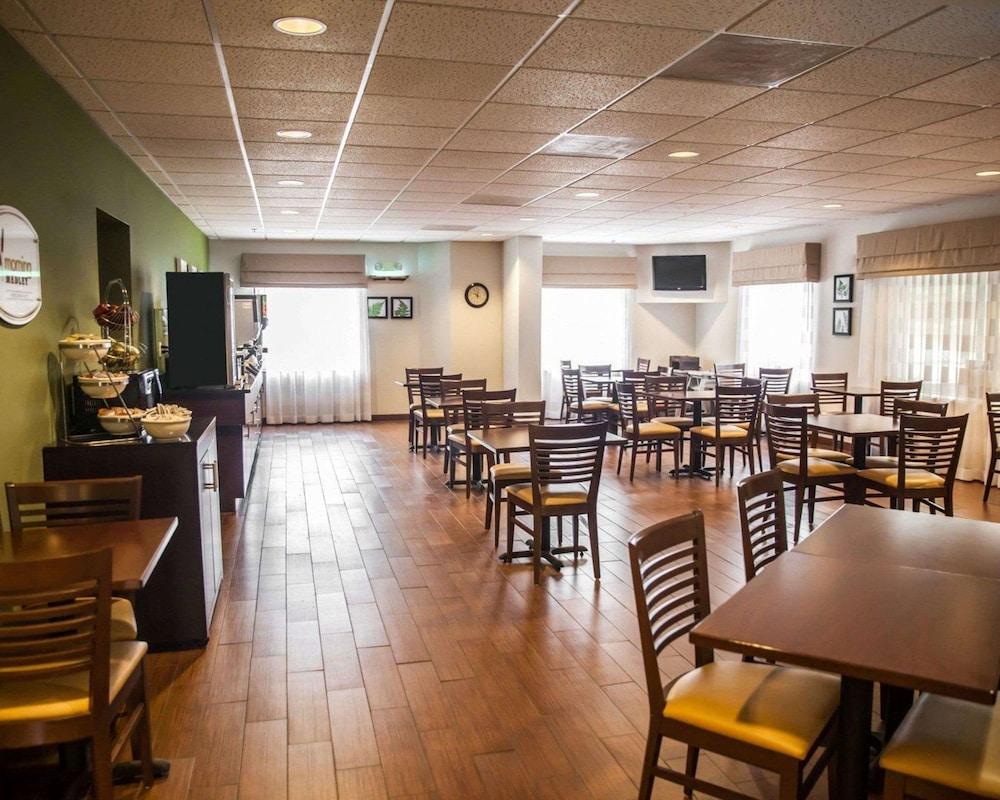 Sleep Inn & Suites photo 15