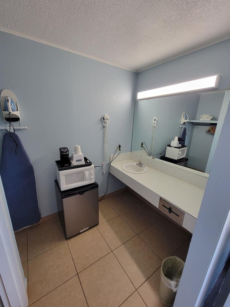 Travelodge by Wyndham Clovis photo 6