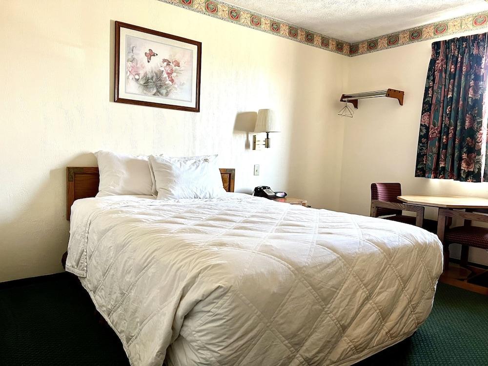 Baxter Inn photo 20