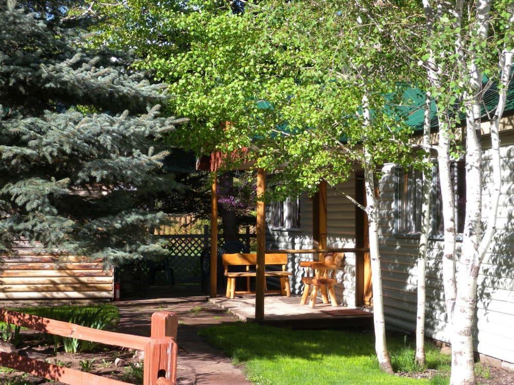 Redstone Cliffs Lodge photo 40