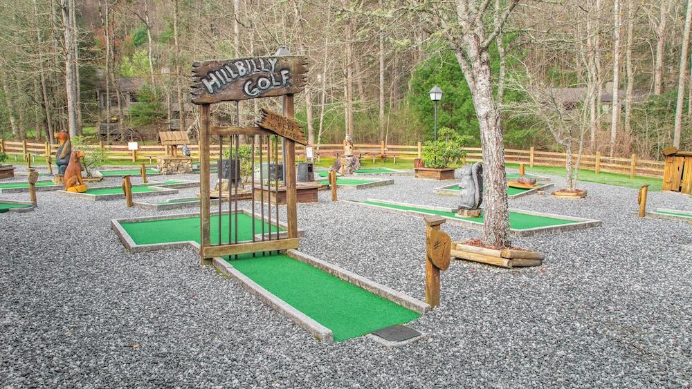 Fairway Forest photo 24