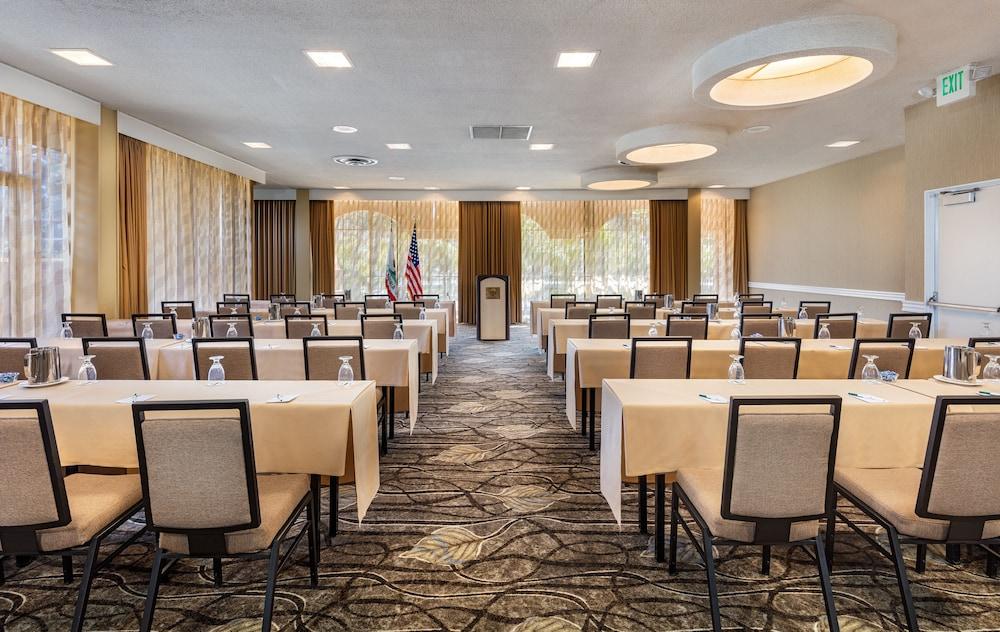 Handlery Hotel photo 27