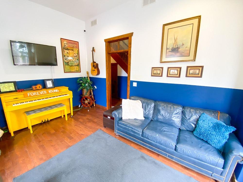 International Travelers House Hostel \- Downtown San Diego Little Italy. photo 51