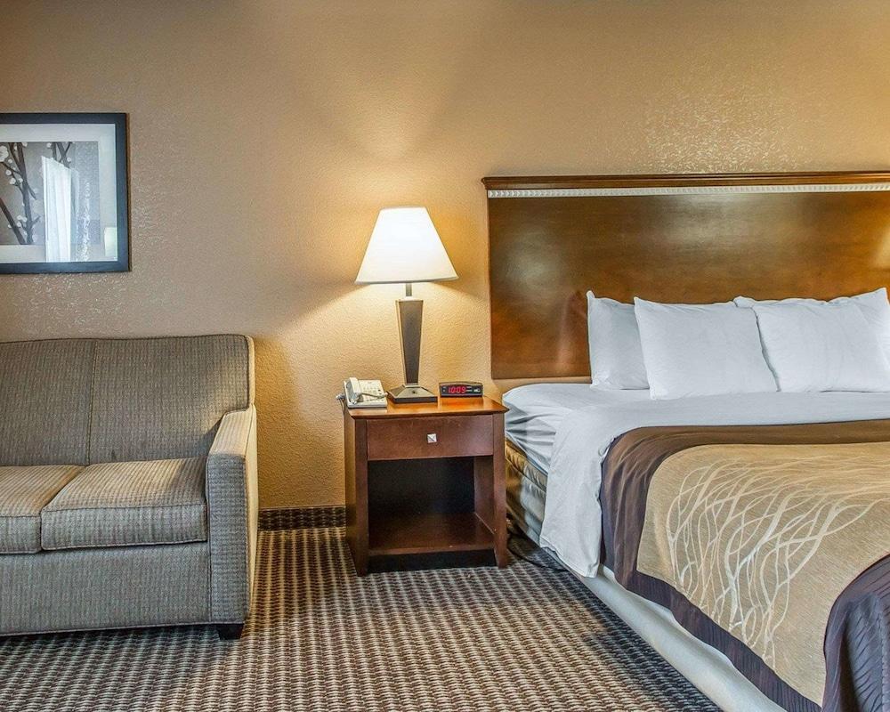 Quality Inn & Suites Mount Pleasant photo 19
