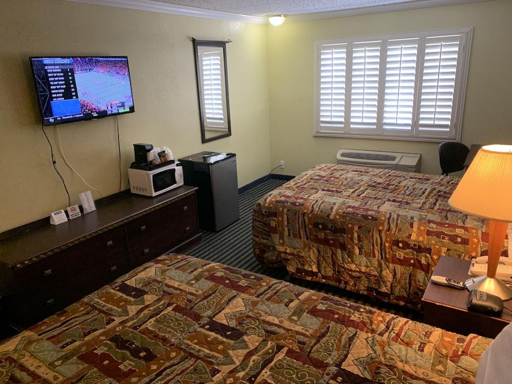 Travelodge by Wyndham Odessa photo 3