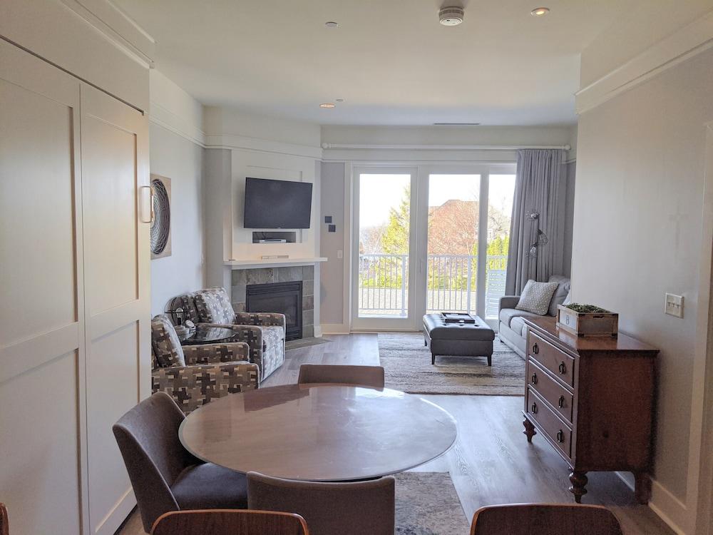Village Suites Bay Harbor photo 38