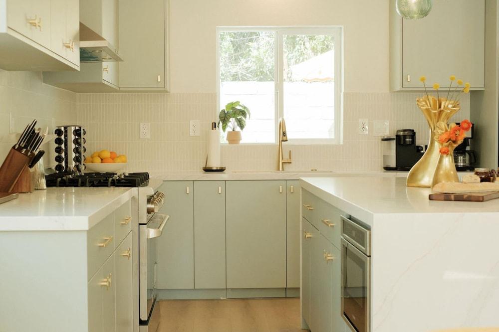 Mod Suite photo 63