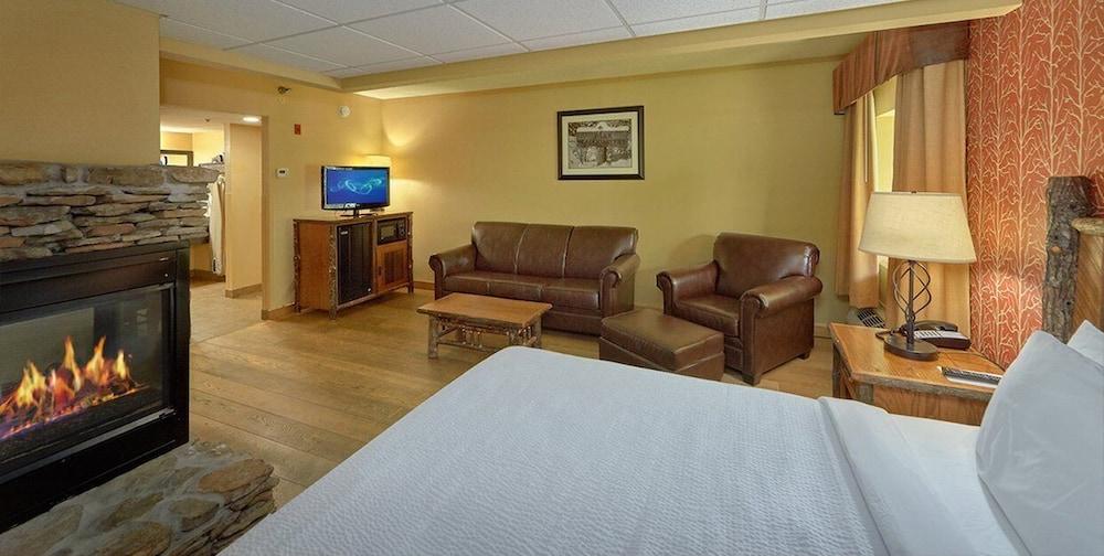 Old Creek Lodge photo 18