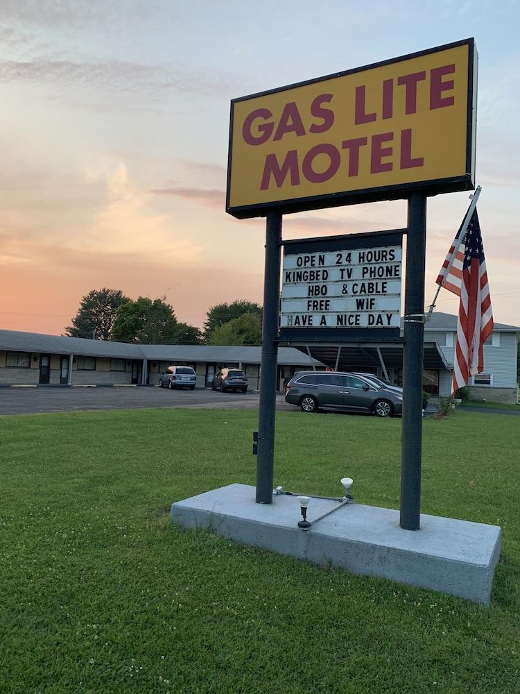 Gas Lite Motel photo 6