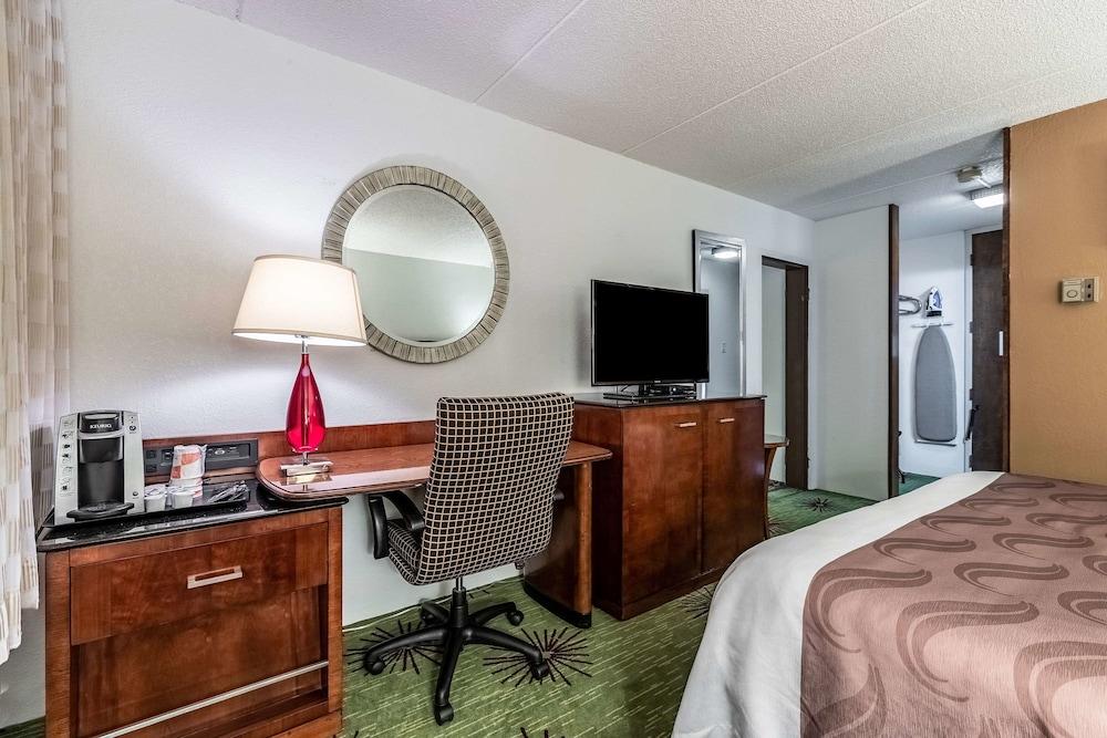 Quality Inn & Suites Albert Lea photo 34