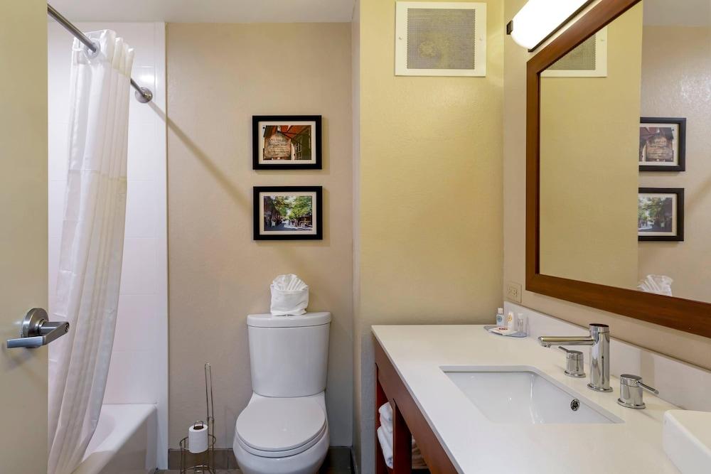 Comfort Inn Danvers - Boston North Shore photo 11