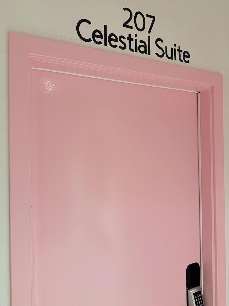 BIG LITTLE HOTEL photo 74