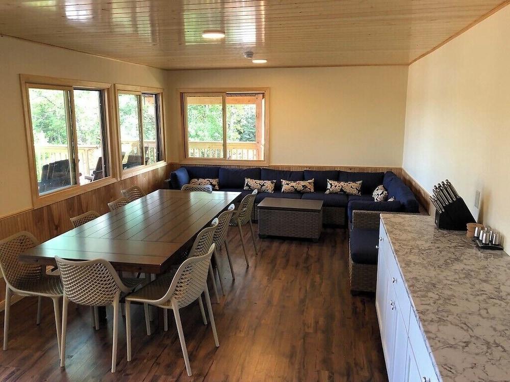 Saganaga Lodge photo 28