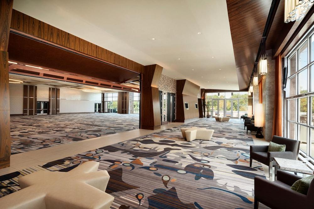 The Landing Hotel at Rivers Casino & Resort photo 45