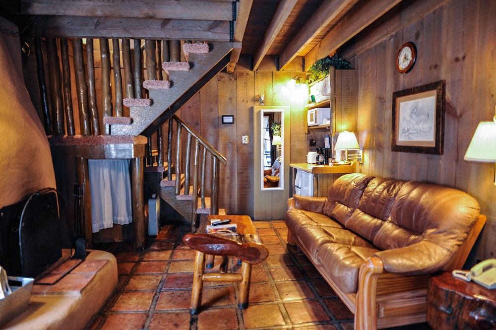 Bear Creek Motel And Cabins photo 6