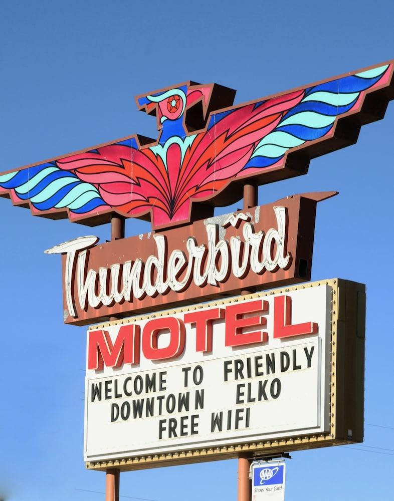 Thunderbird Motel photo 32