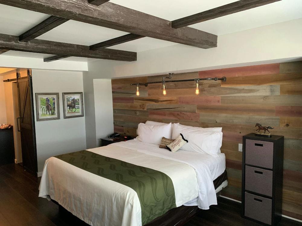 Cedar Stables Inn and Suites photo 5