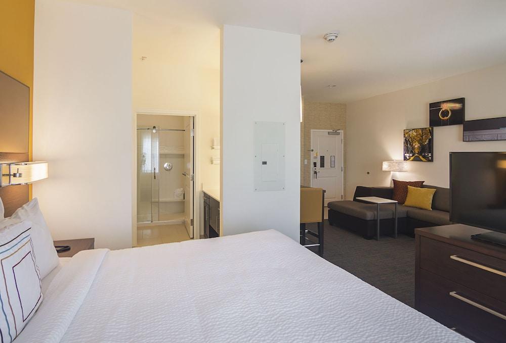 Residence Inn by Marriott Denton photo 21
