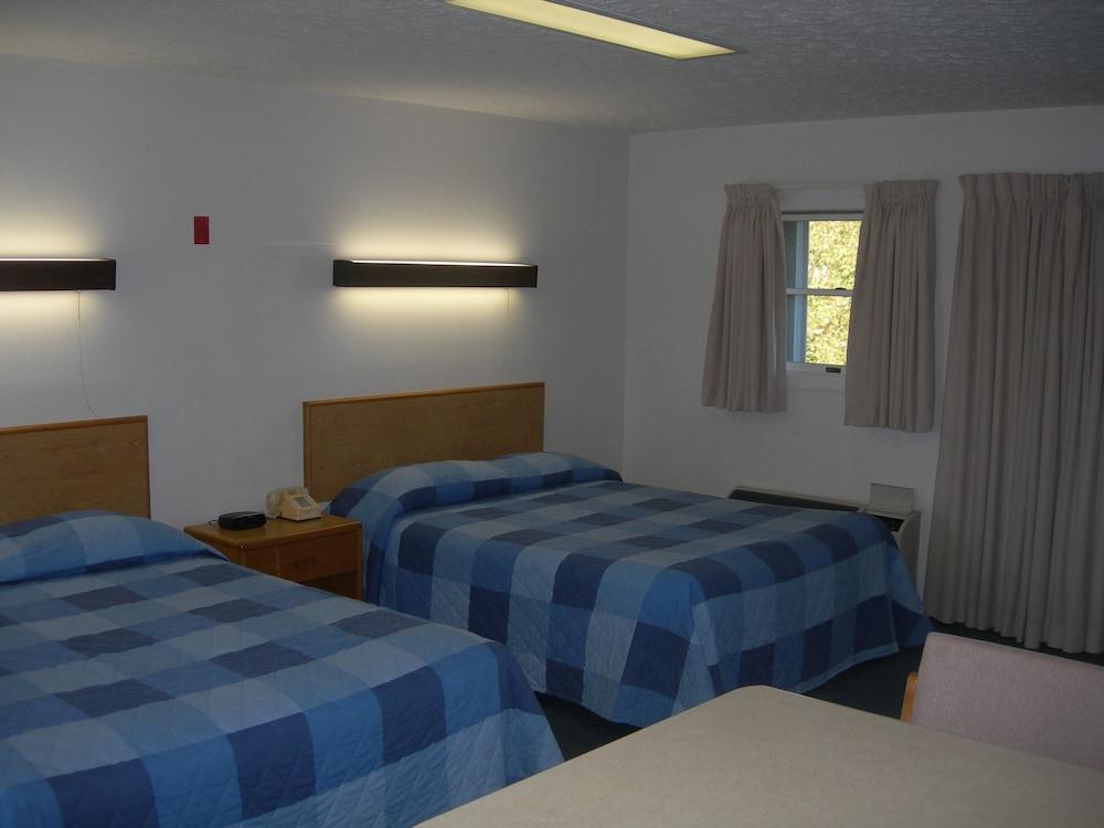 Baneberry Golf and Resort photo 19