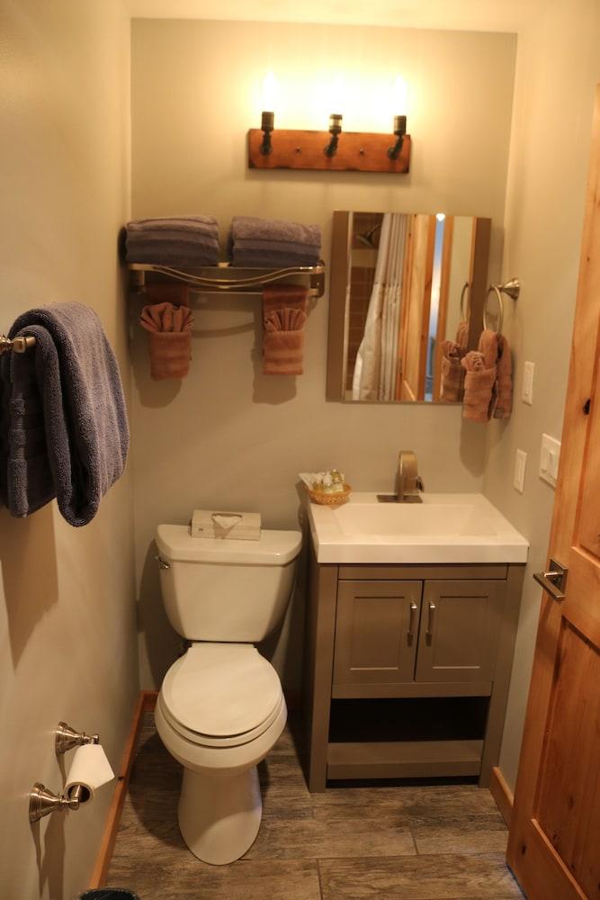 Columbine Inn photo 67