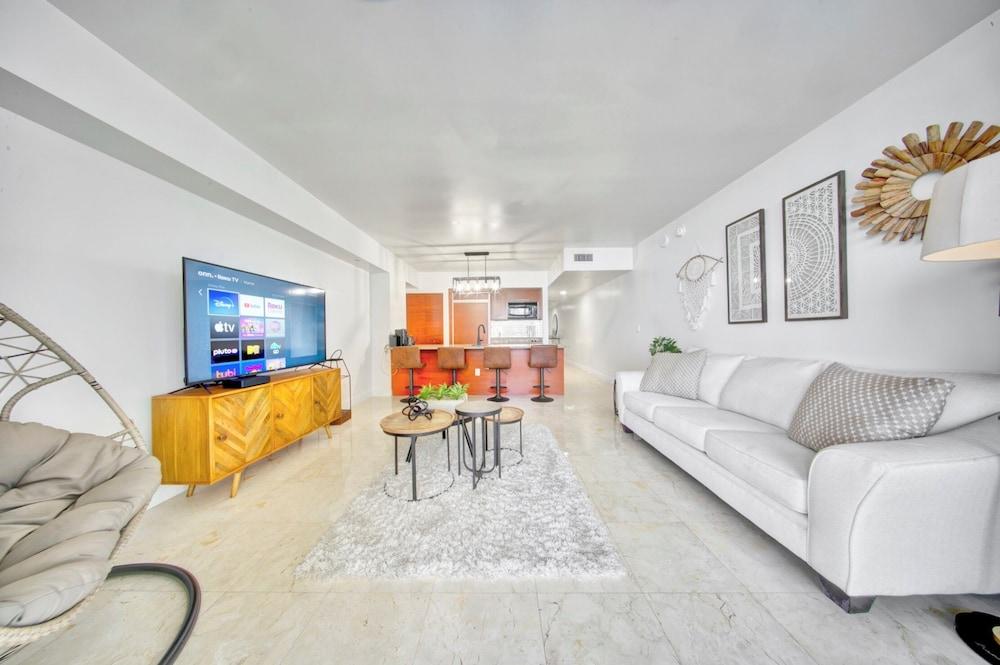South City Suites photo 19