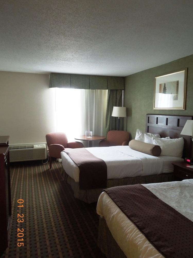 Baymont by Wyndham Marietta photo 7