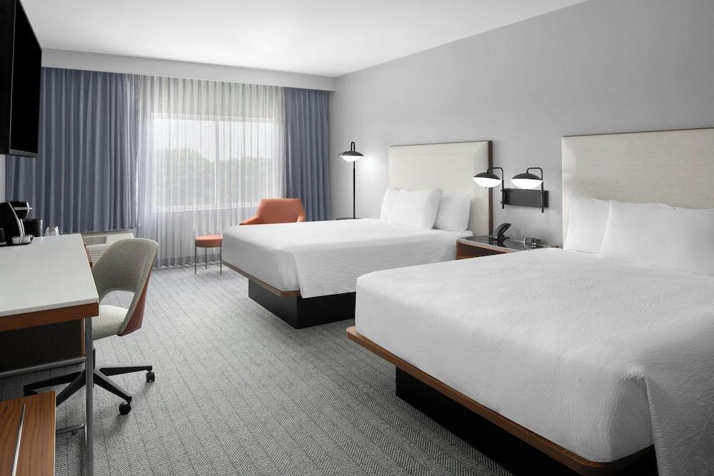 Courtyard by Marriott Tampa Oldsmar photo 9