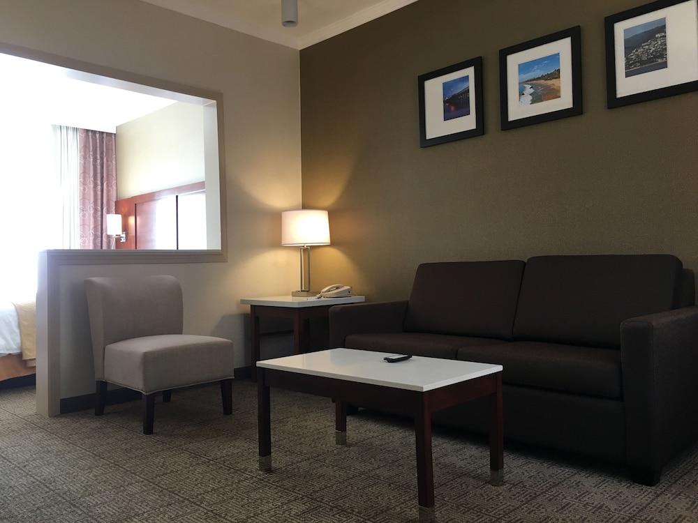 MainStay Suites John Wayne Airport by Choice Hotels photo 90