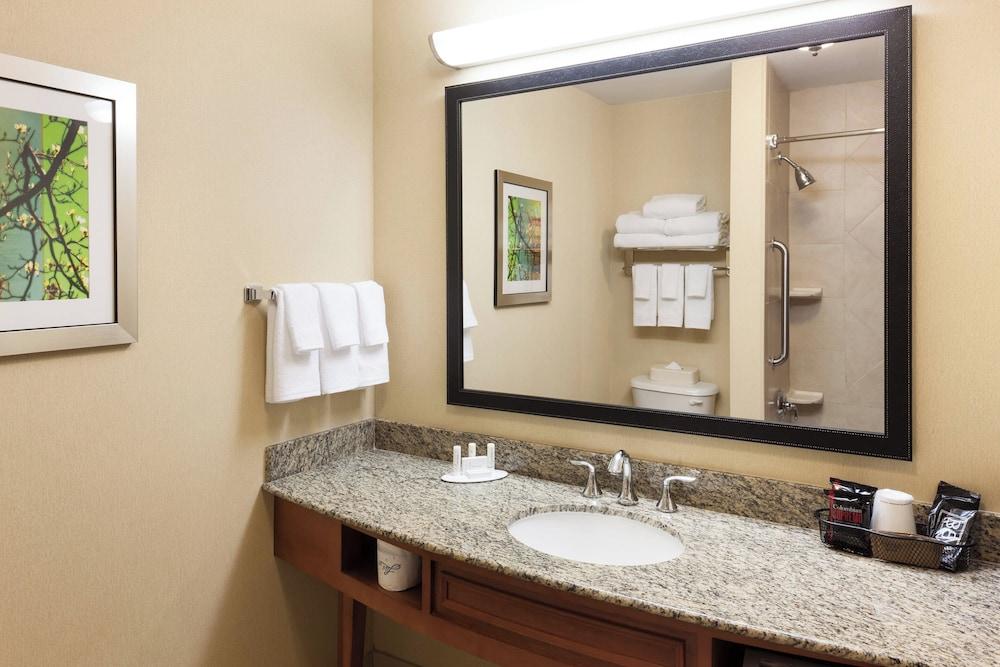 Fairfield Inn & Suites by Marriott Jacksonville Butler Blvd photo 8