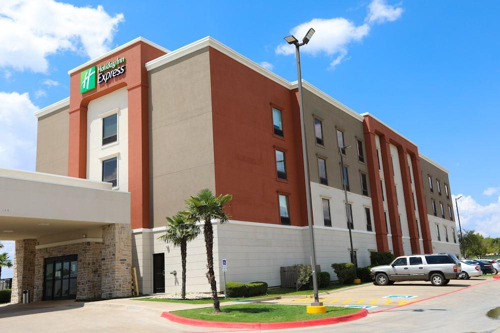 Holiday Inn Express : Hillsboro I-35 by IHG photo 16