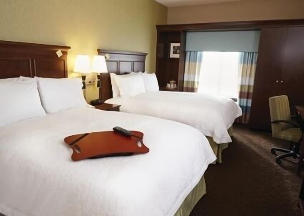 Hampton Inn & Suites La Porte photo 6