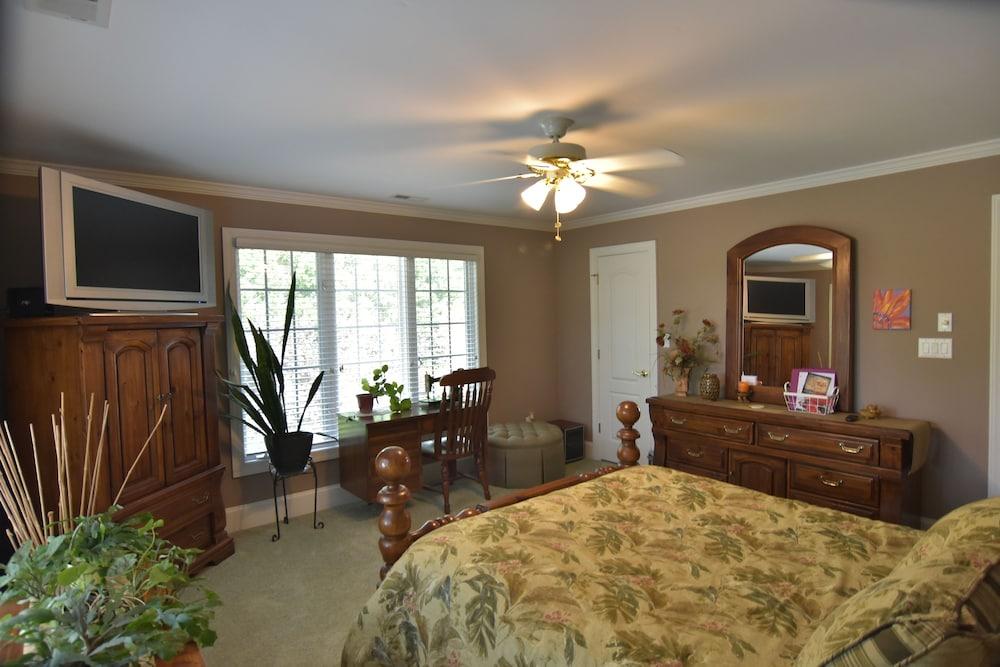 The Lakeside Resort photo 10