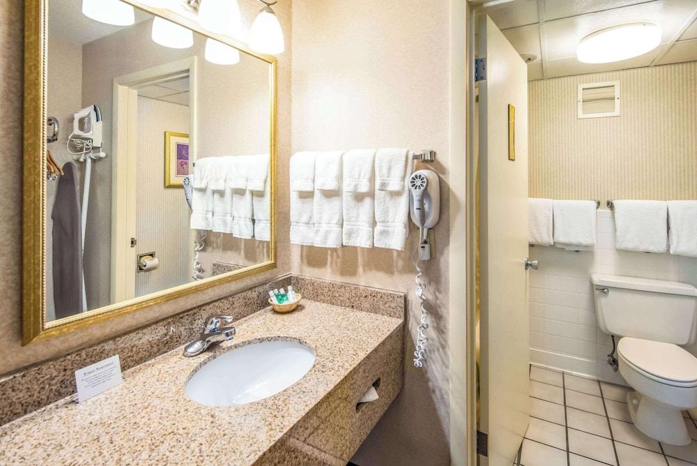 Clarion Inn Grand Junction photo 15