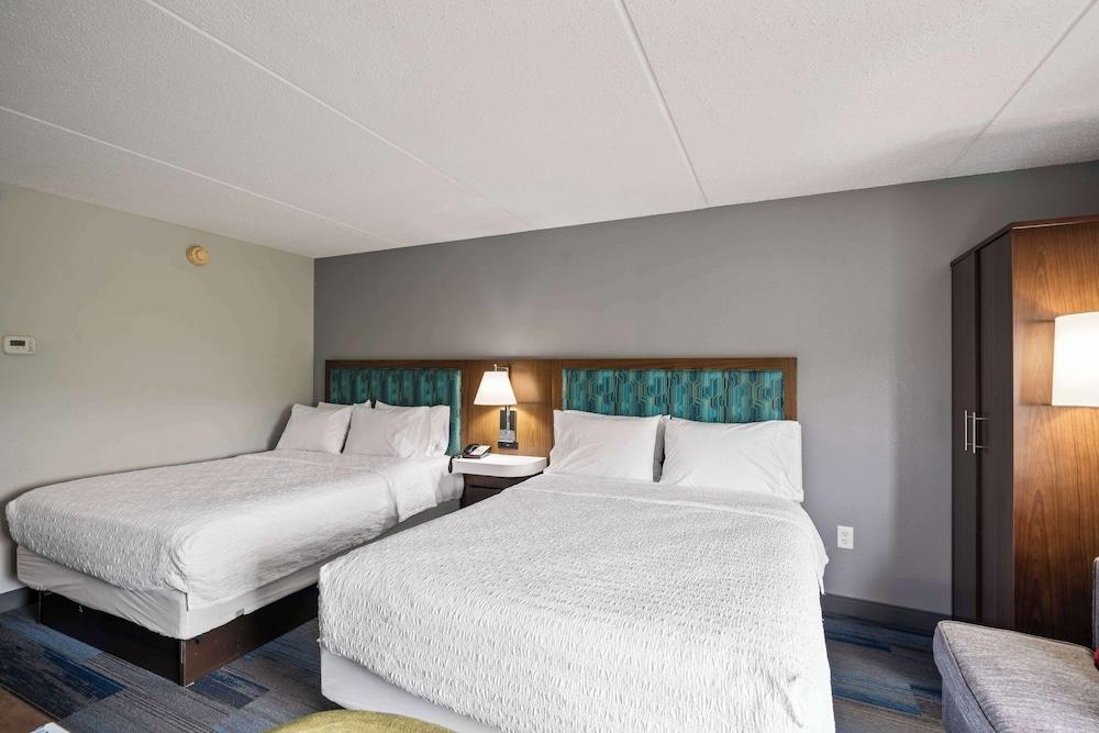 Hampton Inn Ridgefield Park photo 25