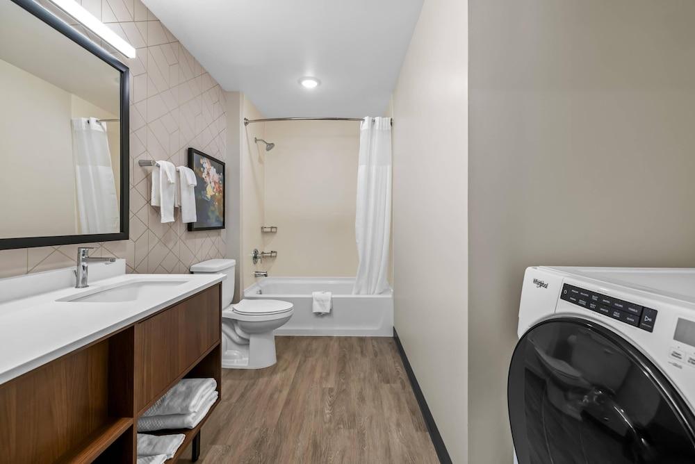Everhome Suites Rochester Greece photo 35